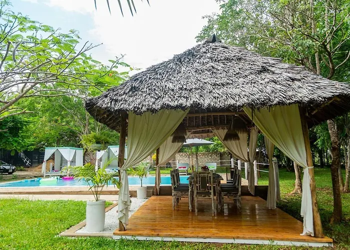 Serene 3 Bed Villa In The Garden
