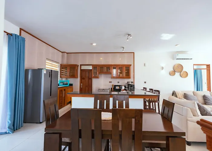 Spacious 3 Bedroom Ensuite Villa Pazuri Vipingo